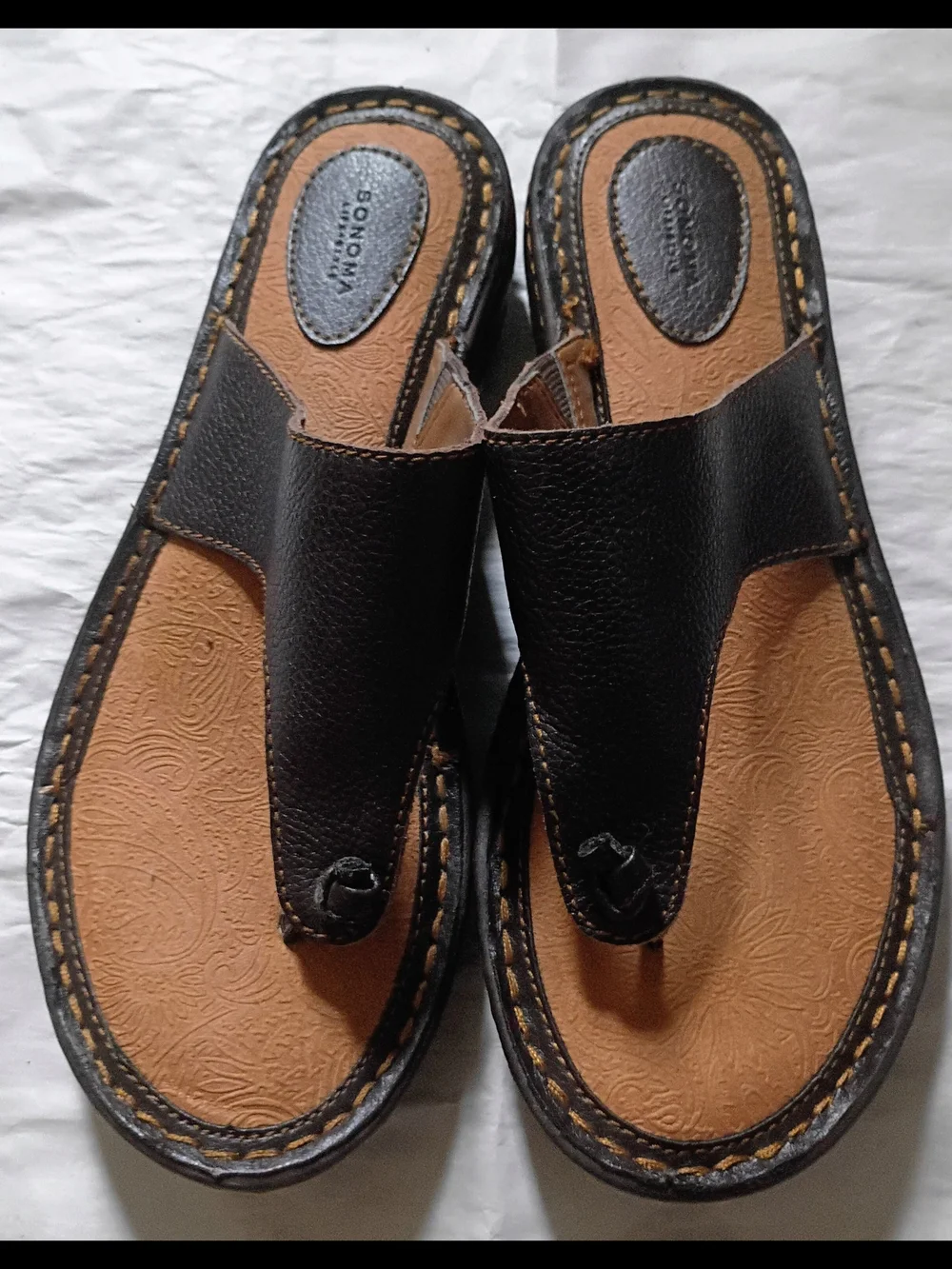 Sonoma Women's Black Leather Toe-Post Sandals